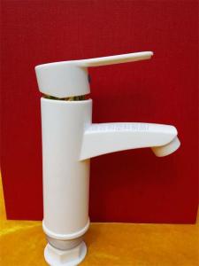 塑料制品恶劣环境下未放弃技术创新